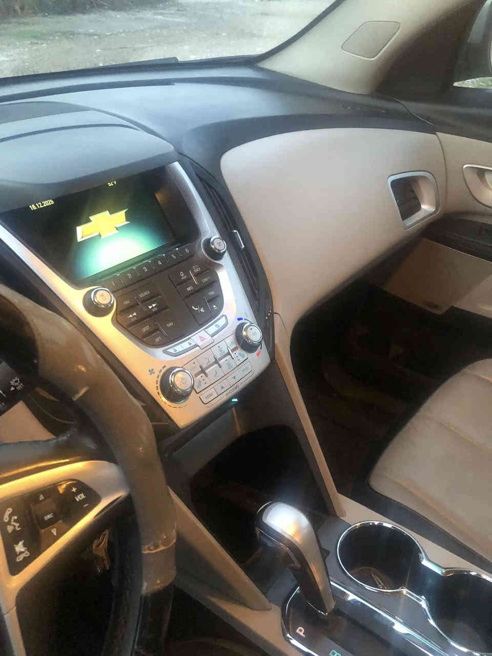 كوينكس موديل 2012 خليجي لون فيلي رقم سليمانيه الجديد تشغيل عن بعد مكانها ديالى خانقين السعر 110$ رقم موبايل *********** اتصل وبخدمتك بيع فقط
