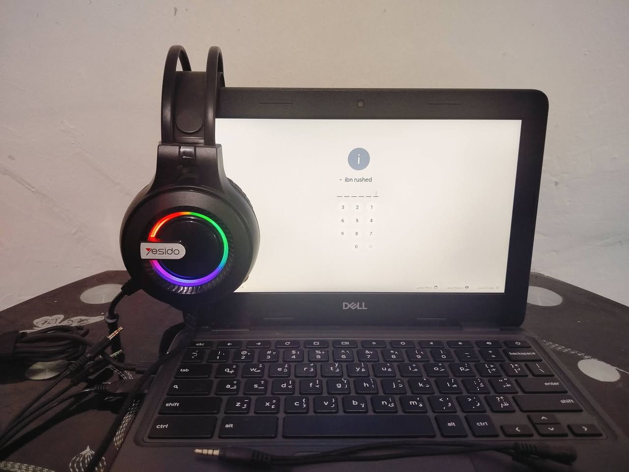 السلام عليكم اخوان لاب توب للبيع مال دراسه والعاب خفيفه السماعه مشتريها بواحد يعني منر اللاب سعر اللاب توب 55


**إذا كنت صاحب هذا الإعلان وتريد حذفه لأي سبب، رجاءا أرسل رسالة إلى الدعم الفني**