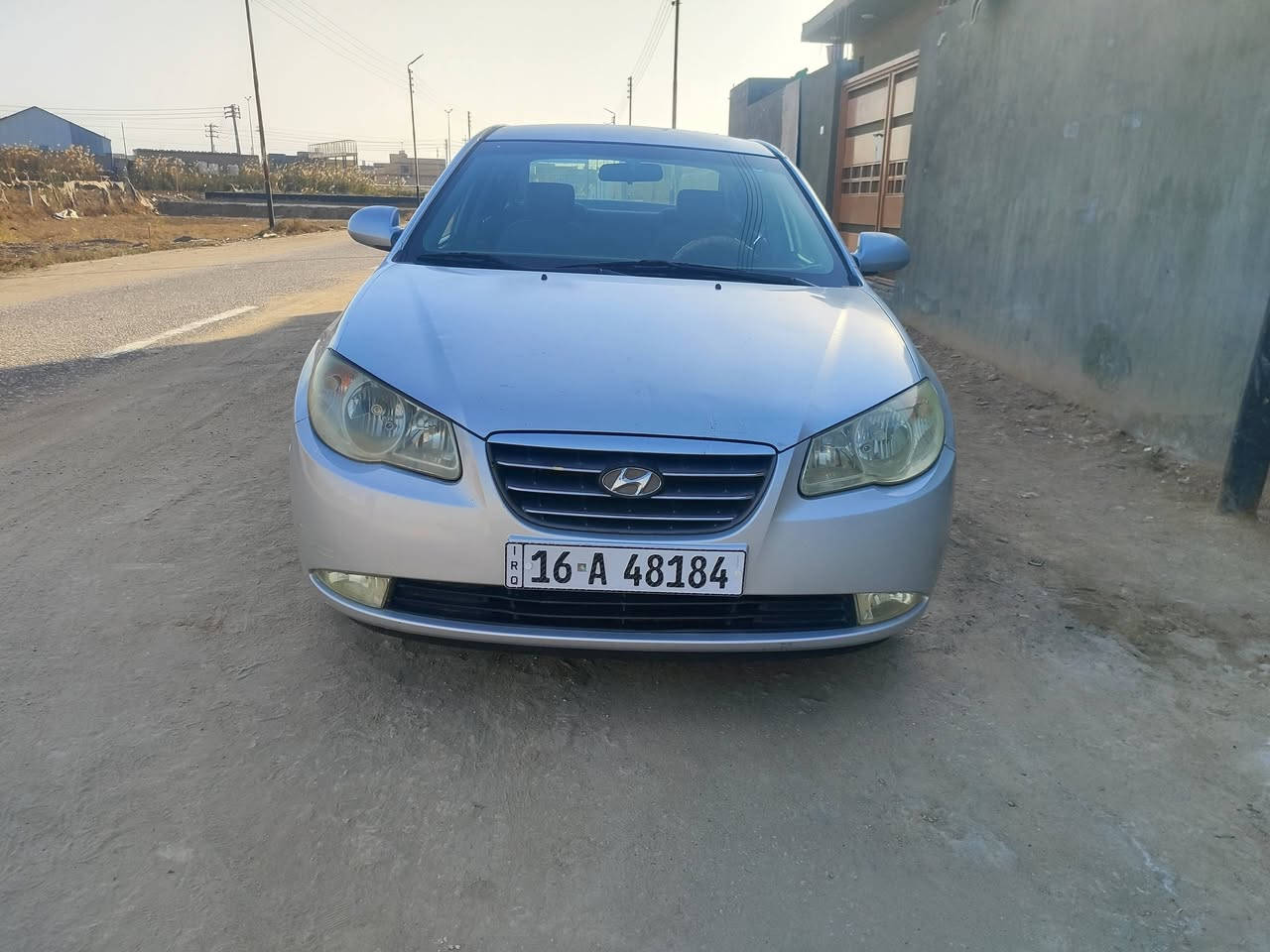 السلام عليكم ورحمة الله 
النترا ٢٠٠٩ خليجي كفاله عامه ماعدا قطعه وحده رقم قادسيه دولي بسمي سنويه جديده 
مكينه وكير شرط.حداديه تخم تاير بالكارتون هزه جديده 
تبريد ثلج تدفئه .استخدام شخصي 
ويل كب بلادي حساسات خلفيه شاشه كامره دواره تحكم مري اربعه دسك غرفه نضيفه .كهربائيات كلها شغاله 
السعر ١٠٥ وبيه مجال للشراي .مكان ديوانيه شاميه 
للاتصال ***********
