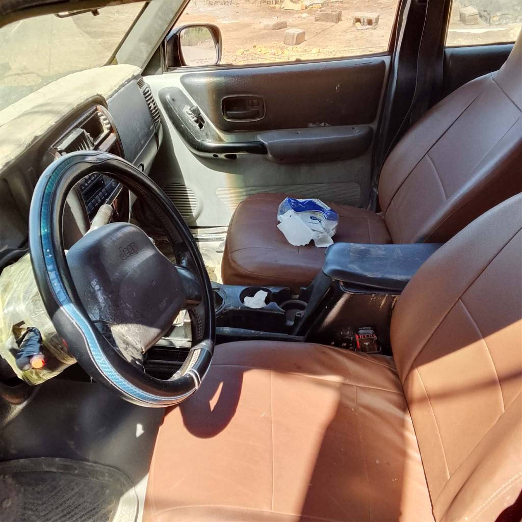 جيب شيروكي موديل 99مكينه وكير ففتي شرط توهن مشدودات تخم تاير حداديه كهربائية جاهزة تحويل مباشر سنويه جديده السعر 37بيها مجال مكاني الناصريه المركز *********** ناصرية, ذي قار
