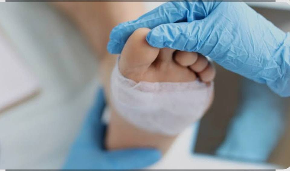 موقع العيادة عمارة اسواق سليمانية بداية نزال سليم 
موجودين قبل الفطور و بعد الفطور لحد ساعة ١٢ بليل
وكذلك على الواتساب للاجابة عن اي استفسار 
و متوفر خدمة طبية منزلية
***********
