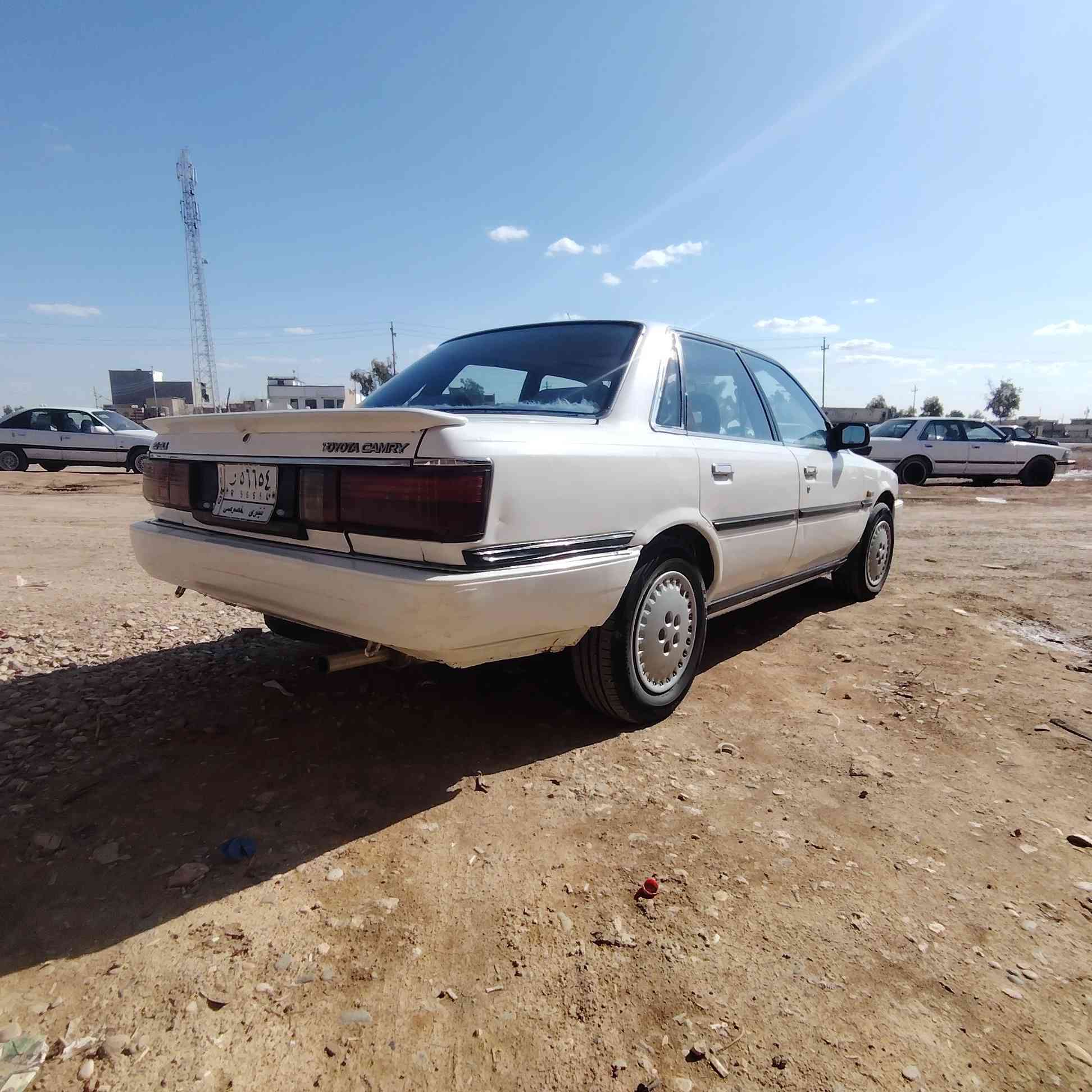 تويوتا كامري
موديل 1991
كفاله عامه من صبغ من ضربه
محرك كير مال كصه
تبريد ثلج ❄️
كهربائيات كلها شغاله تايرات باتري تخم امامي وخلفي  جديد
سعر قفل 40
***********
***********
مكاني تلعفر
