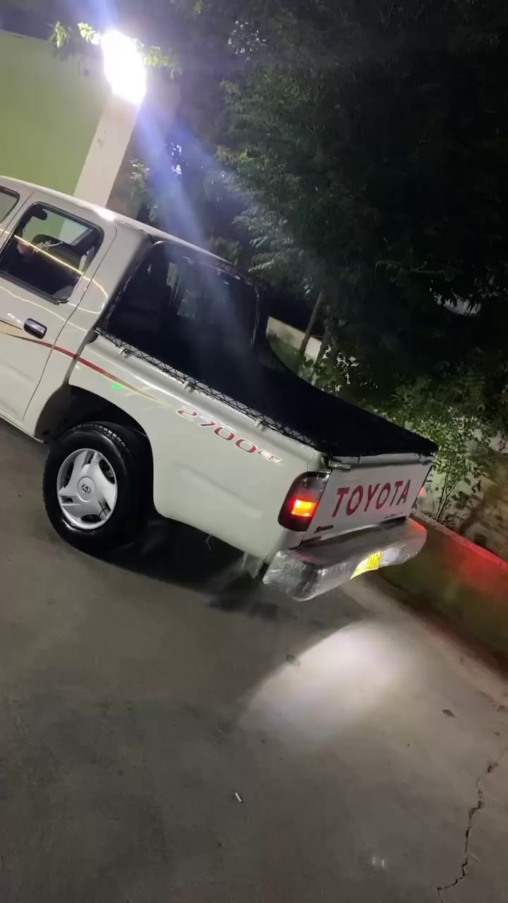 توێتا هایلۆکس مۆدێل1998فولفولی ئیسرات خاس ئارمی سلێمانی ئارموو ئەوەلیات بەشرت ناوە سورە دەبڵ تەکمج تەبریتوو پاوەر چوار جام کاربا بۆیاخ دوو بەستی هەیە لەگەڵ تۆزێک سارد سعری94گەڵ و مەعامەل بۆ زانیاری زیاتەر پێوەندی بەکە***********❤️✨
