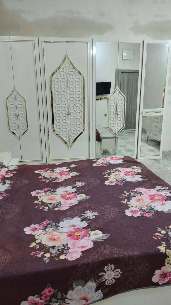 غرفه نوم أخو الجديد مليون وبي مجال غرفة ٩ قطع
كنتور ٧ أبواب وياه دوشك


**إذا كنت صاحب هذا الإعلان وتريد حذفه لأي سبب، رجاءا أرسل رسالة إلى الدعم الفني**