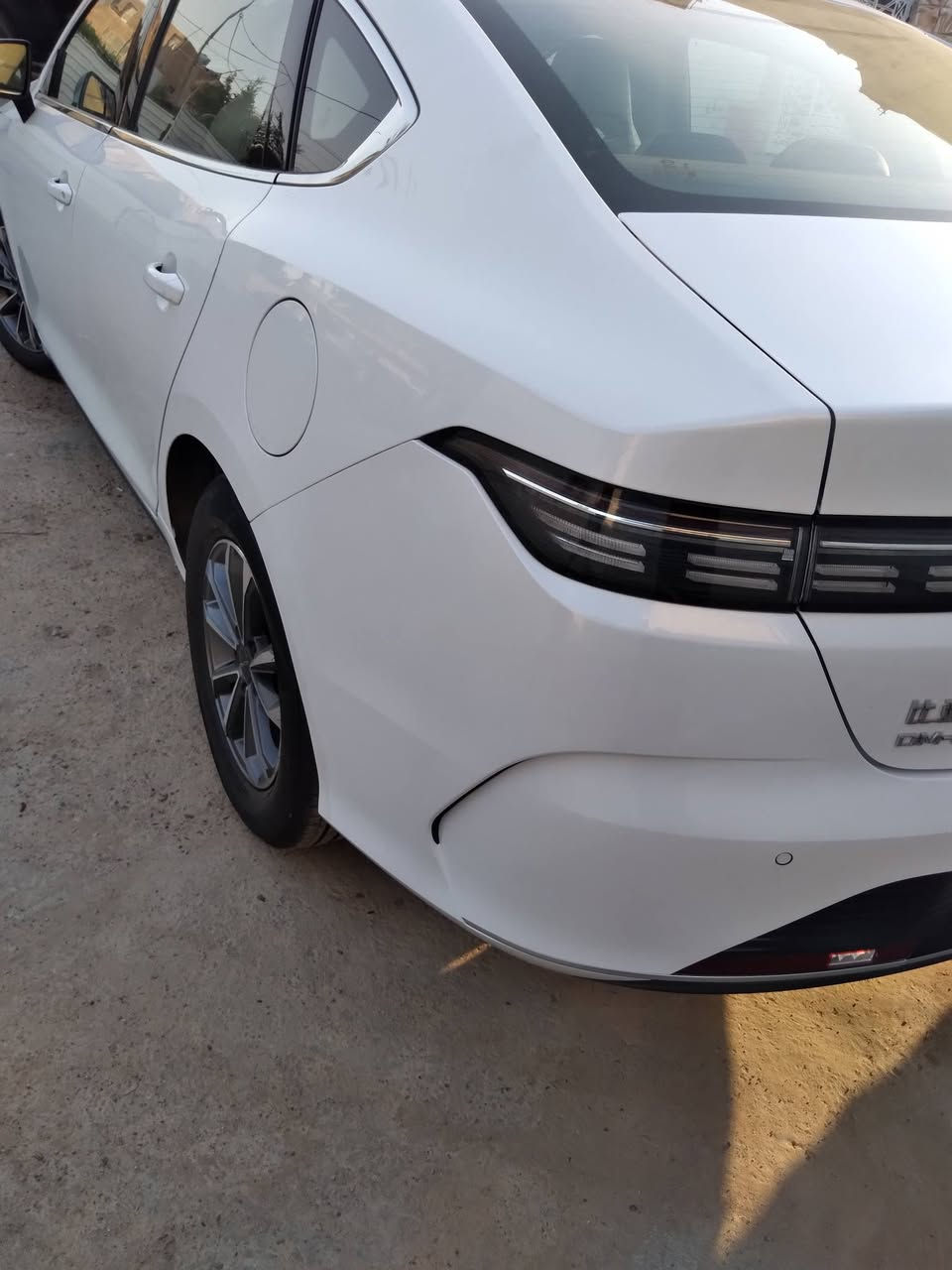 السلام عليكم
BYD 2025 دسترويل زيرو
ترقيم جديد اربيل تريد وكاله تريد تحويل
مواصفات السياره معروفه
سياره زيرو وجديده مكفوله كفاله عامه من كلشي ماعدا شخط بلباب خلفي سكن موضح مع الصور وشرط الفحص
مكان سياره بغداد السيديه 
السعر ( ٢٠٥٠٠٠٠٠ ) عشرون مليون وخمسمائة الف دينار عراقي
*********** يوجد واتساب وخاص
