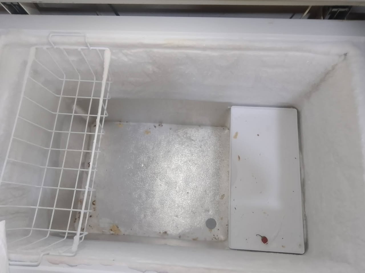 للبيع مجمدة.نصيفة مابيها اي عطل نضيفة وجديدة.السعر230وبيها مجال قليل.مكان موصل الايسر


**إذا كنت صاحب هذا الإعلان وتريد حذفه لأي سبب، رجاءا أرسل رسالة إلى الدعم الفني**