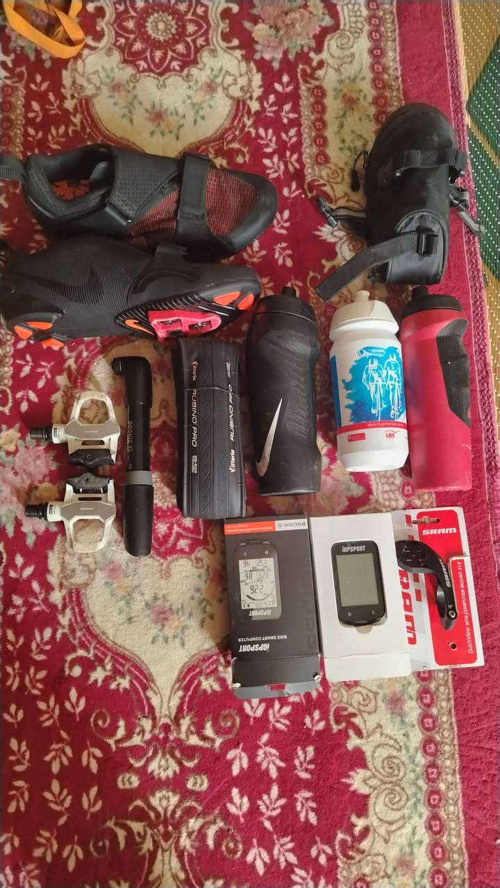 دن الاغراض للبيع كلهن شلع وريد منهن قطع هم بيع مكان الايمن ***********
