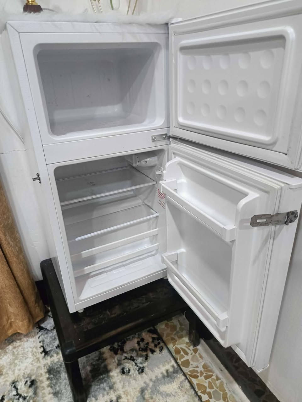 ثلاجه حيل نظيفه مستخدمه شهر فقط السعر 80 المكان حي الكرامه


**إذا كنت صاحب هذا الإعلان وتريد حذفه لأي سبب، رجاءا أرسل رسالة إلى الدعم الفني**