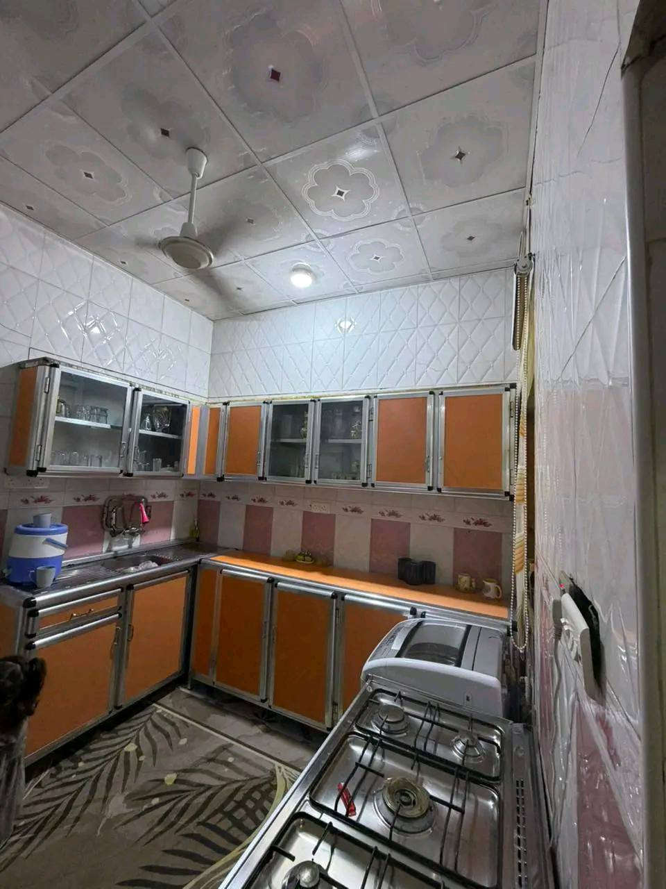 اعلان 
بيت  بحي العزل  مساحه 100 م . مربع 
طابو صرف 
 
يتكون من غرفه وصاله ومطبخ واستقبال 

وصحيات داخليه وخارجيه  
بسعر 60 مع المجال 
يباع مبادره
 تفاصيل اكثر مراجعه مكتب الساعي للعقار 
او الاتصال بالارقام التاليه 
***********
***********
***********
عنوان المكتب سايدين حي الشرطه مقابيل اسواق ريتاج 🧿
