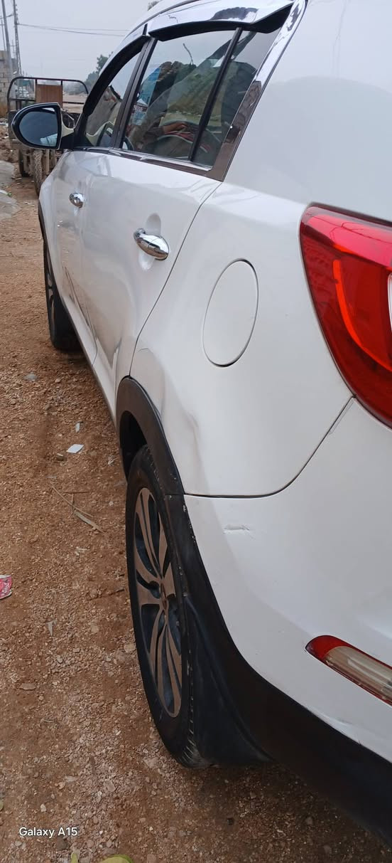 السلام عليكم
اسبورتج ٢٠١١ خليجي محرك دوش ٢٠٠٠ فول مواصفات عده البصمه كامره خلفيه +حساسات +بنوراما +دوشمه جلد وارضيه جلد 
كير +محرك+تثبيت سرعه+باتري جديد  صدر أمامي وخلفي  السعر125ورقه وبيها مجال بسيط سونار خاص موجود 
رقم بغداد سنويه لغاية ٢٩
عنوان بابل ناحيه جبله موبايل 
***********
