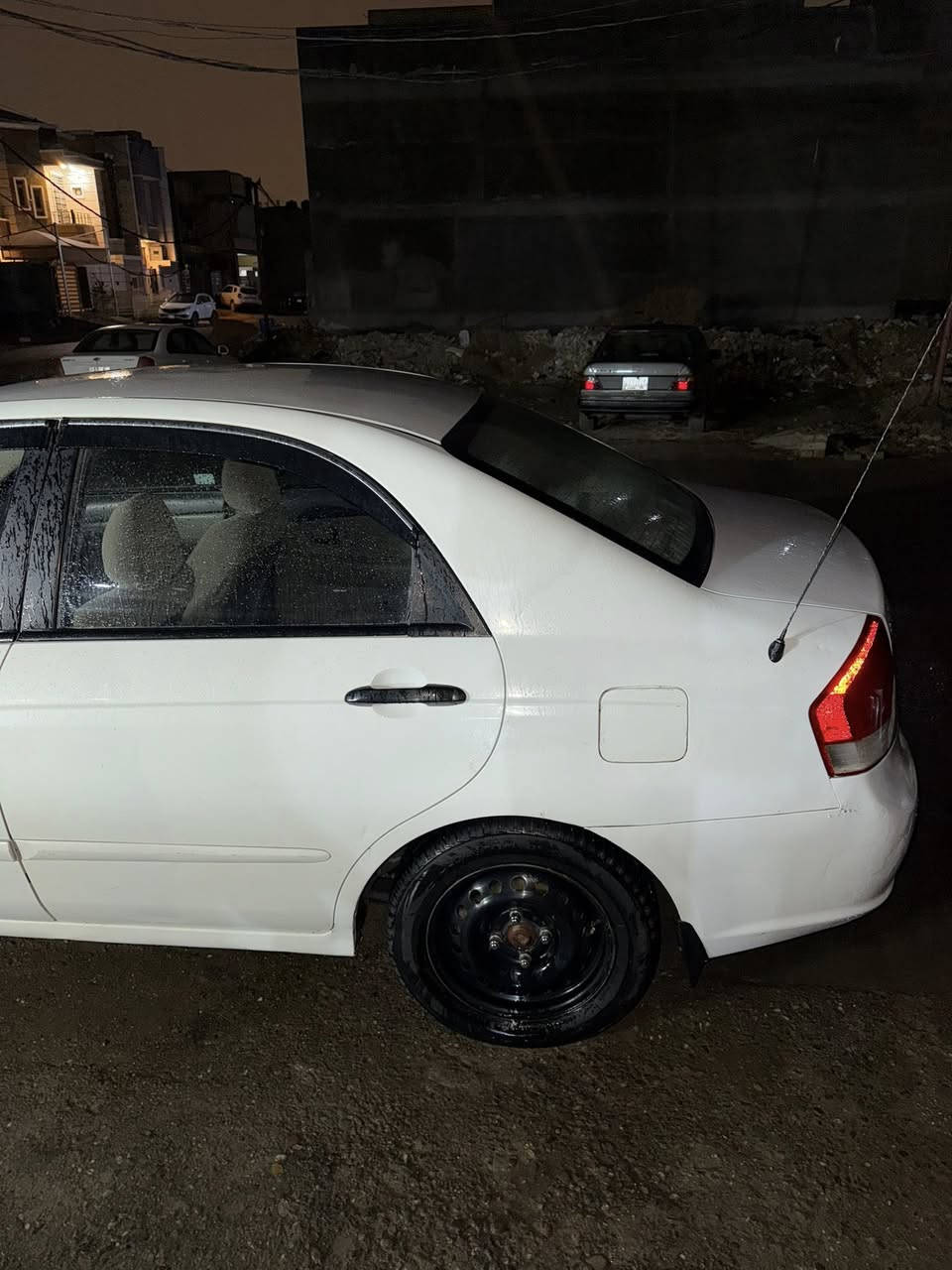 سلام عليكم كيا سبكترا موديل ٢٠٠٩ سياره كلش نضيفه  وكهربائيات وحداده فقط  بيهه صبغ تلحيضات للجماليه وتبديل جاملغ
للتفاصيل. ***********
