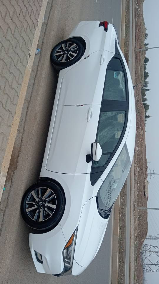 نیسان سەنی خەلیجی سەیارەکە بی دەعم بی سبوغ گیرو مەکینە بەشەرت دینار مەسرەفی تیا نیە بەشەرتی تەحویلو غەرامە 131هەزار کیلو مەتر روشتوە رقم تلفون *********** كركوك, العراق
