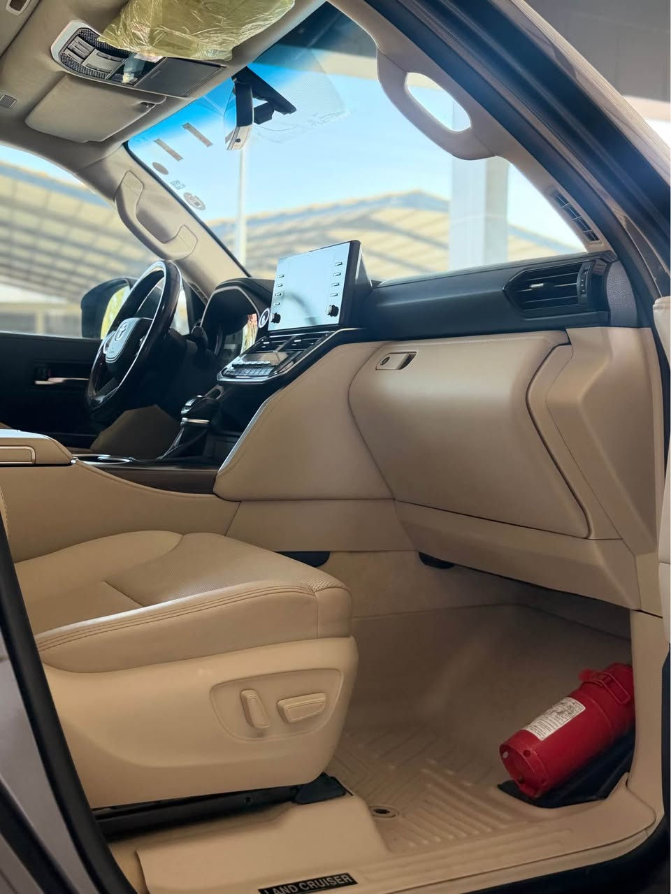 Type : Land Cruiser GX.R 
Model : 2022
Mileage : 80,000Km
Part of paint : Clean
Engine : V6
Import : Khaliji chian 
Location : Sulaymaniyah
Contact :
***********
***********
نوع السيارة : لاندکروزر GX.R
موديل : ٢٠٢٢
العداد : ٨٠،٠٠٠کم 
الضرر : كلين
حجم محرك : ٦ سلندر 
بلد الإصدار : خليجي جيهان
الموقع : سلیمانی 
للتواصل :

***********
*********** السليمانية, العراق
