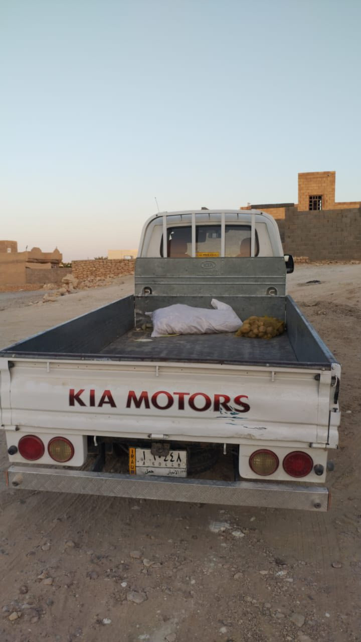 السلام عليكم كيا حمل موديل 2008 محرك لا تبخير لا تنقيص شاصي مكفول كهربائي كلها شغاله رقم انبار  رقم انكليزي سنويه جديده  انتهاء 2030 رقم طويل رايد مراوس بسياره خصوصي  سياره بسمي. تحويل ثاني يوم ***********
