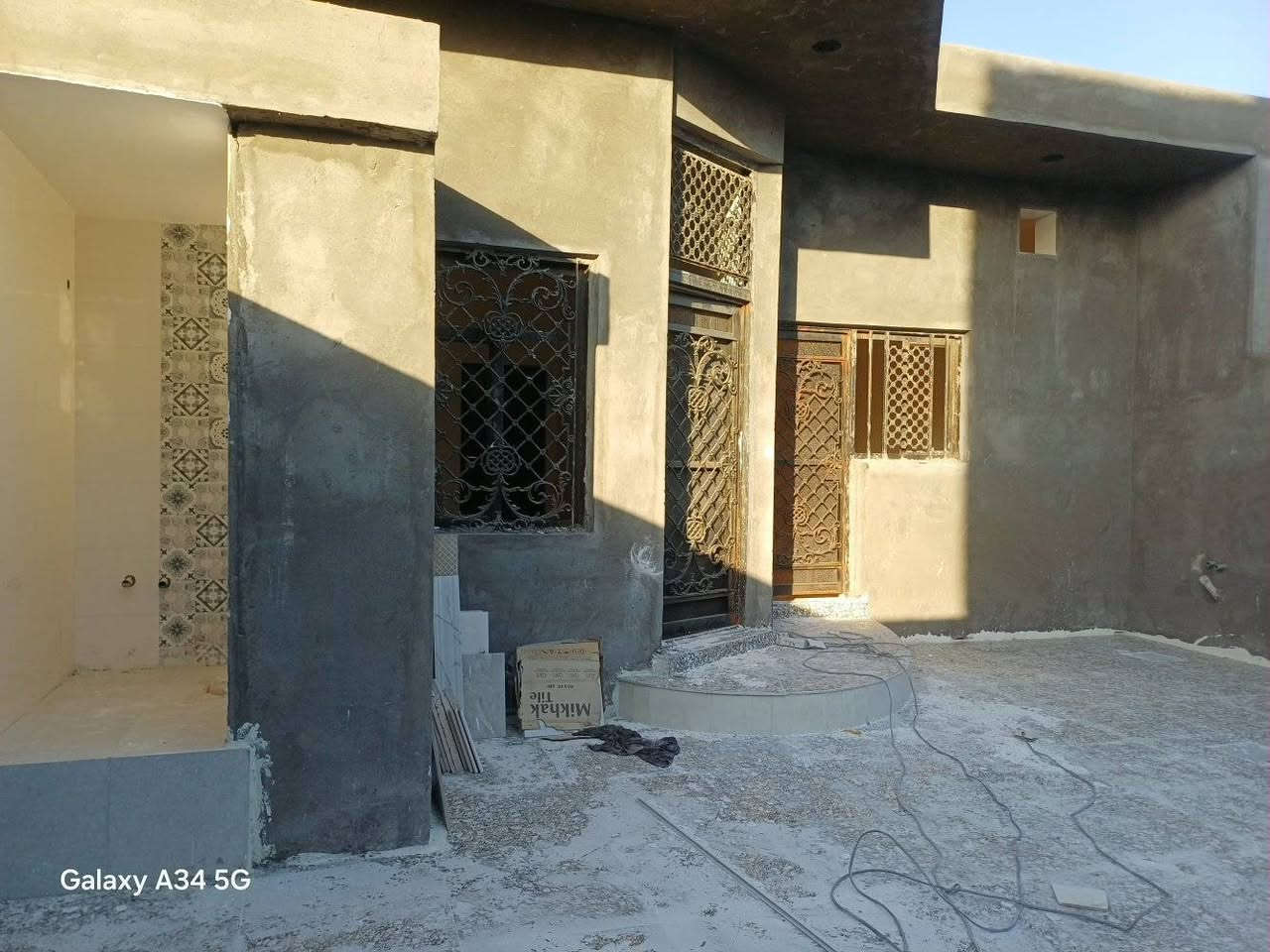 بيت 160 م مرتب ( قيد الانشاء )
ملك زراعي صرف

في الجزيرة _ باب الهوى _  الجزيرة الرابعة قرب خطوة سلمان المحمدي
التفاصيل :2 غرفة صالة استقبال مطبخ كراج صحيات حديقة السقف كونكريت البناء بلوك .
السعر 58 مليون ..

مكتب عقارات التساهل
***********
