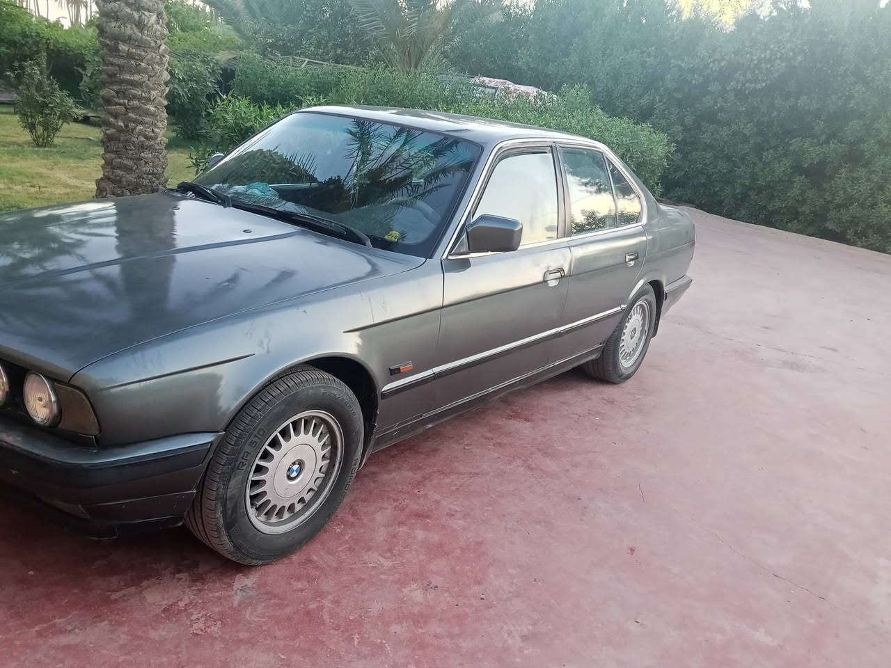 للبيع BMW525 رقم بغداد مكاني محاويل قريه البعلوان  للأستفسار الاتصال ع رقم ***********
