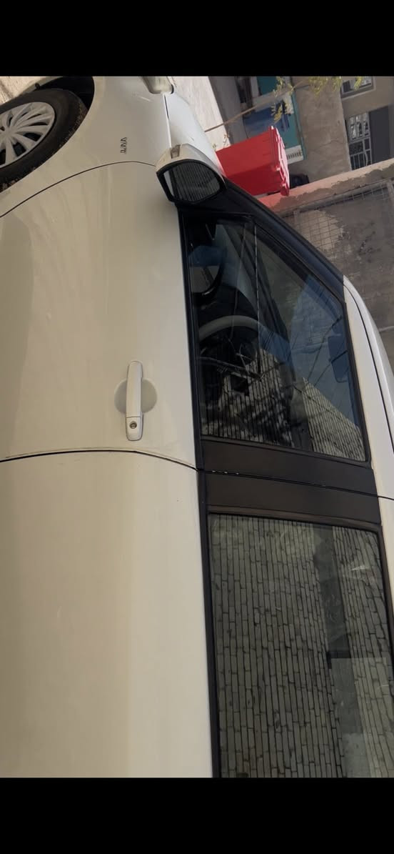 السلام عليكم اخوان
سوزوكي سويفت دزاير موديل ٢٠١٦ لون ابيض  رقم بغداد باسمي استلام شركه داخل جديد كير مكينه جدد كهربائيات جديده ومملعوب باي جزء من السياره تبريد تدفئه ع وضع الشركه  الكشر الدعاميه الخلفيه مبدله اثر ظربه والباب الخلفي ايمن مصبوغ مو كله اثر شخوط (تكتك افندي) والباقي كله مكفول لا خياس ولا اي شي مكان بغداد الشعب حي البساتين مدخل الشقق السعر ٧٨ وبي مجال ***********
