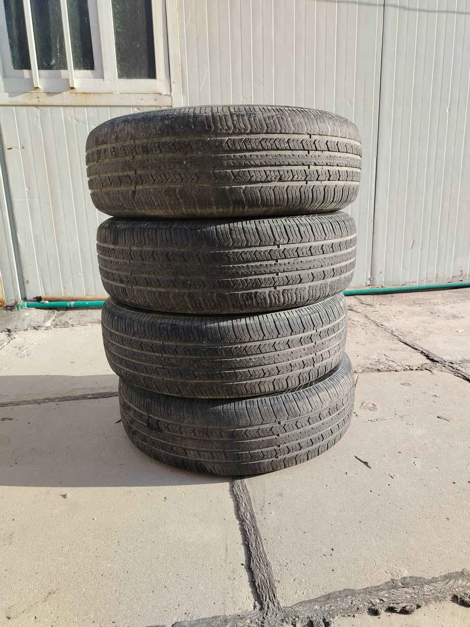 السلام عليكم البيع تخم تاير نظيف ١٥ مال سمند سعر 40 الف مكاني الحبيبيه ***********
