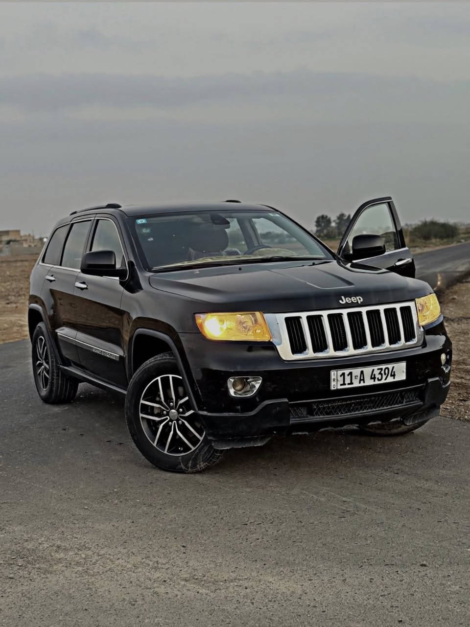 السلام عليكم   جيب
موديل 2011 رقم بغداد الدولي الجديد. سياره  جديده وضع شركه بدون حادث  (. كلين. ) لموصفات 
بصمه تشغيل 
بصمه ابواب        
شاشه بلاديه 
كامره دواره 
كشنات جلد 
كشنات كهرباء 
قطعتين تبريد 
مكينه ٦ سلندر 
تحكم ستيرن جهتين 
مانع تزحلق 
سياره جديده حيل. برغي ممفتوح بيهه  

 للستفسار. 
***********
***********
