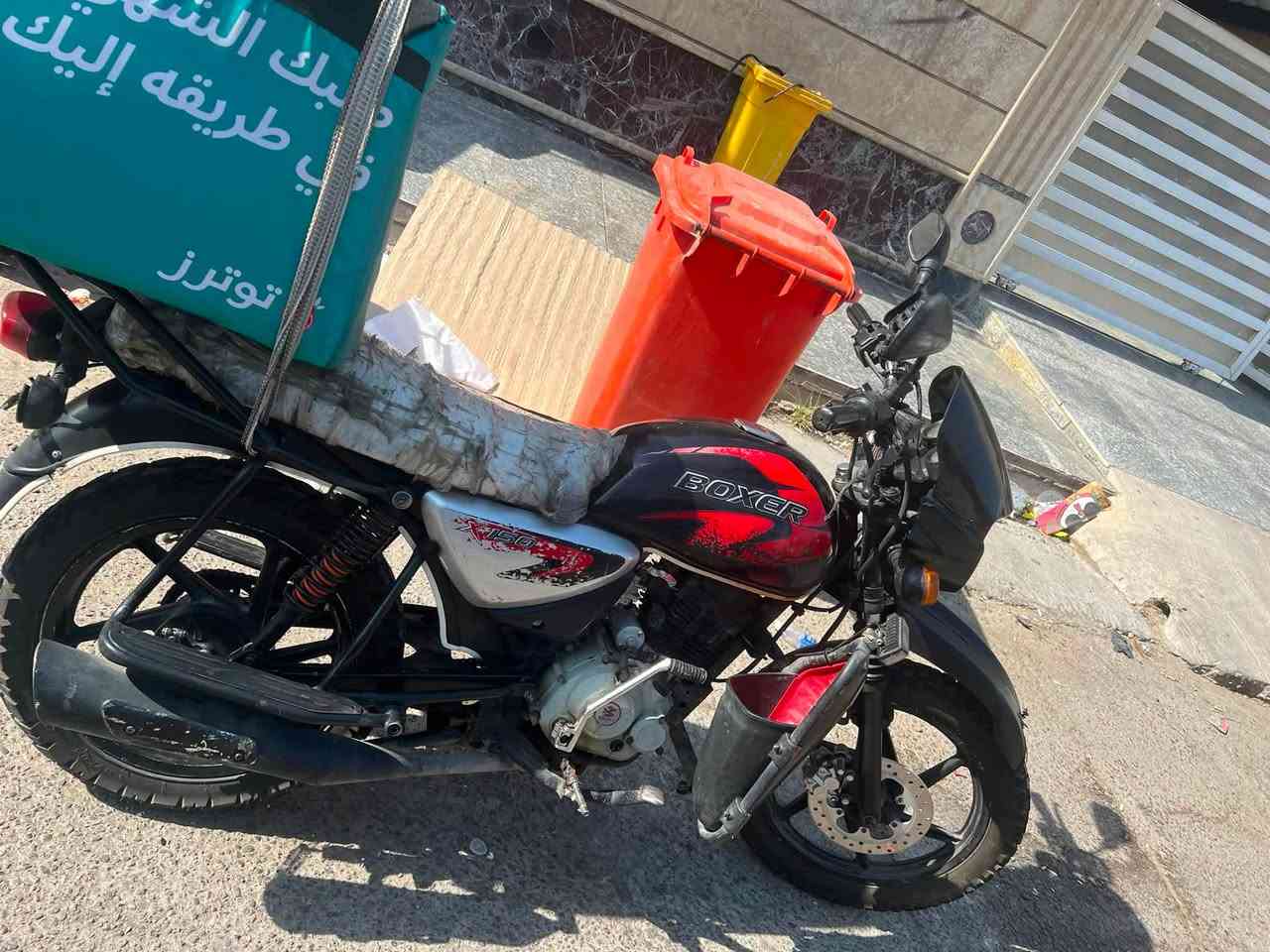بوكسر للبيع سعر ٦٥٠ ماكو هيج سعررر  
دراجه كامله سلف كهربائيات ستاندات ٢ دهن جديد بس شد صندوك واطلع اشتغل بسبب ضرف مستعجل على البيع أوراق بس ٢ البقيه تلفن عنوان منصور ***********
