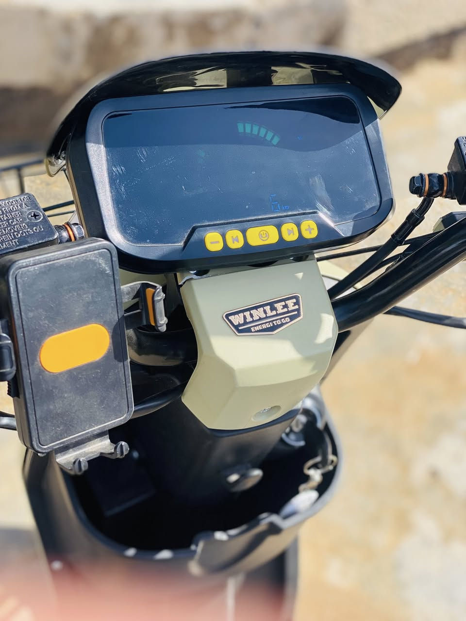 السلام عليكم
موطور R9 للبيع

موديل 2026

 مستخدم اقل اسبوع 

جديد فول نضافه 100٪

كله شغال

ملف 1500

بطاريات 32 

سرعه 109

السعر 575 وبيه مجال 

 

اتصل ***********
