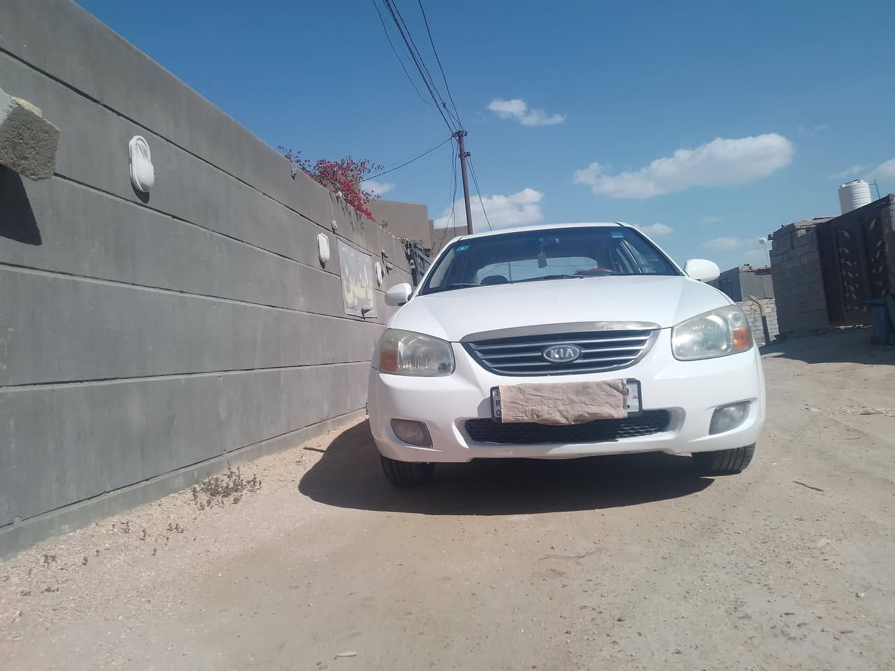 السلام عليكم سيراتو 2008  محرك 1600 حاويه قبل اسبوعين شاده ...تبريد منضومه جديده تبريد ثلج ...صدر جديد باتري جديد بيها  صبغ جاملغ خلفي  ...والتفاصيل موجوده بالسونار مرفق بالصور ... رقم الانبار بأسمي  مشروع وطني 
السعر 87   مكان السياره بابل جبله  
***********
