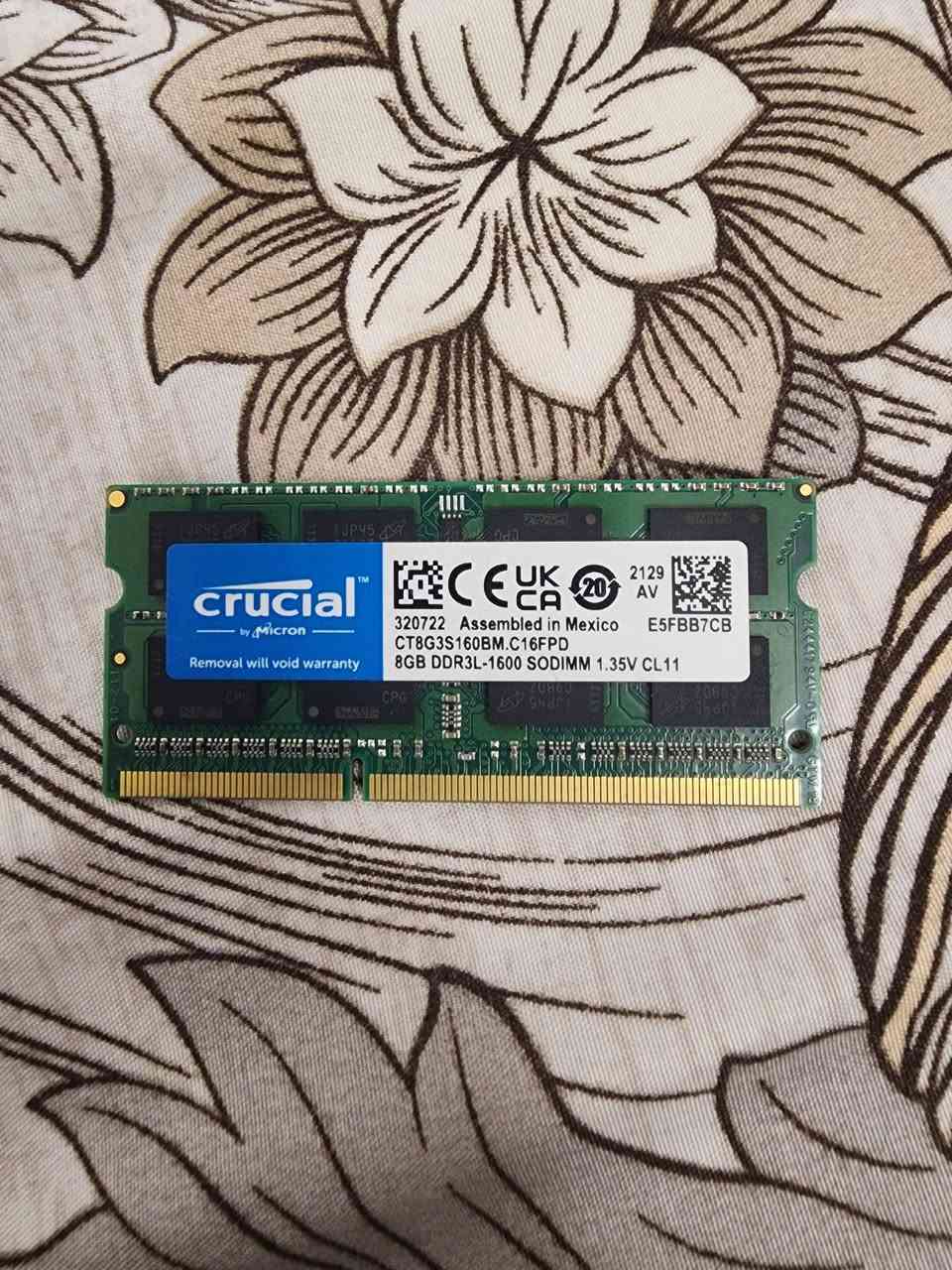 السلام عليكم 
Ssd  2.5 
45الف
Ram ddr3 8gb
30 الف توصيل موجود


**إذا كنت صاحب هذا الإعلان وتريد حذفه لأي سبب، رجاءا أرسل رسالة إلى الدعم الفني**