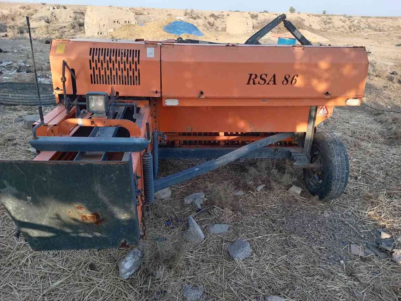 السلام عليكم كابسه ايراني موديل 20 نضيفه لالحيم ولافطر جاهزه مجهزه ايدك والشغل السعر ٣٥٠٠
***********
