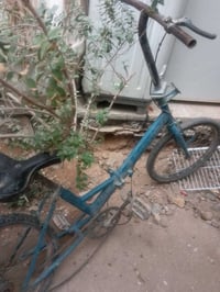 ٤ ثريات • بايسكل • حي النضال