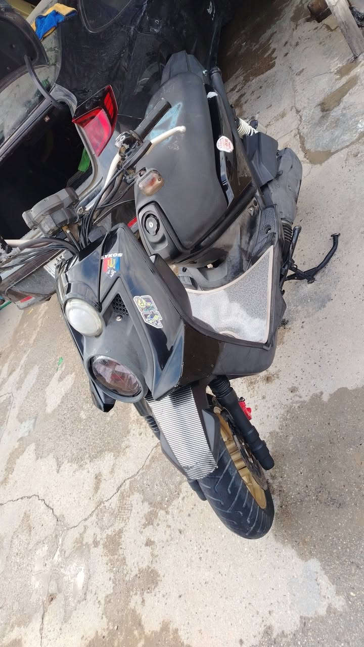 ألسلام عليكم سكنس جبلي للبيع موديل  2015 الدرجه مال حاويه وجديد بمعنه الكلمه مكفوله بلاديه الدراجه السعر 1،550وبيها مجال ***********اتصل
