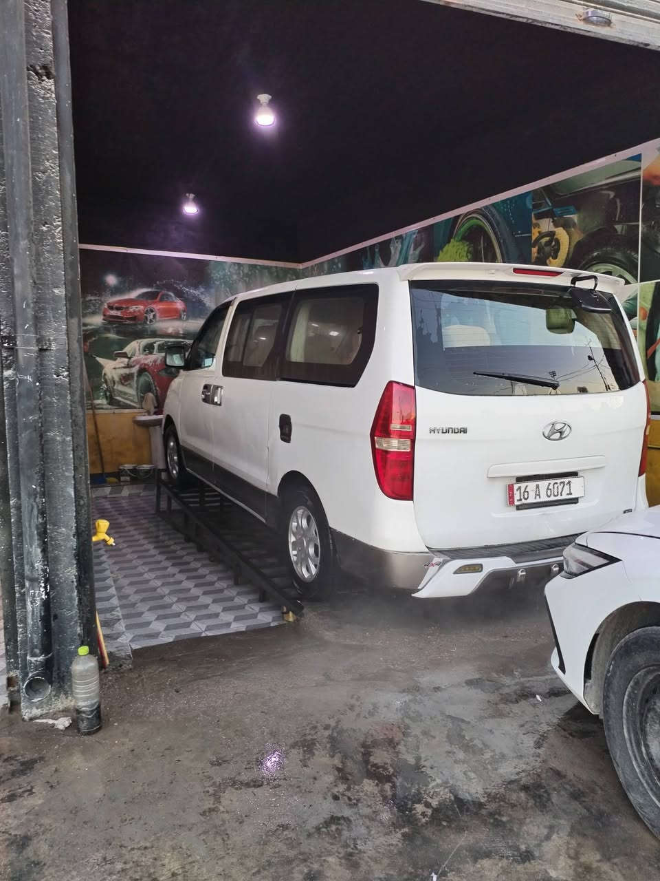 السلام عليكم ستاركس مفتوح موديل ٢٠١١ للبيع بيه جاملغ خلفي وباب سلايت مصبوغ ملاونين الجاملغ كير مكينه حداديه خير من الله رقم قادسيه انكليزي سنويه لل ٢٨ مكاني بابل حله للاستفسار الاتصال على الرقم ***********
