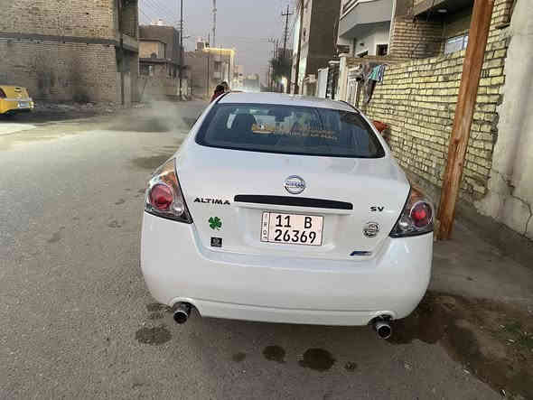 نيسان التيما 
للبيع
موديل 2009
وارد امريكي 
ضربتها جاملغ 
خلف السايق
مصبوغة عام 
بسبب الجراد 
وصورها القديمة
     موجودة 
رقم بغداد الدولي
سيارة جاهزة 
كنترول بيه مشكله ابيع كير كايم 
السعر70 وبيها مجال
غير متواجد على الفيس
*********** للاتصال
