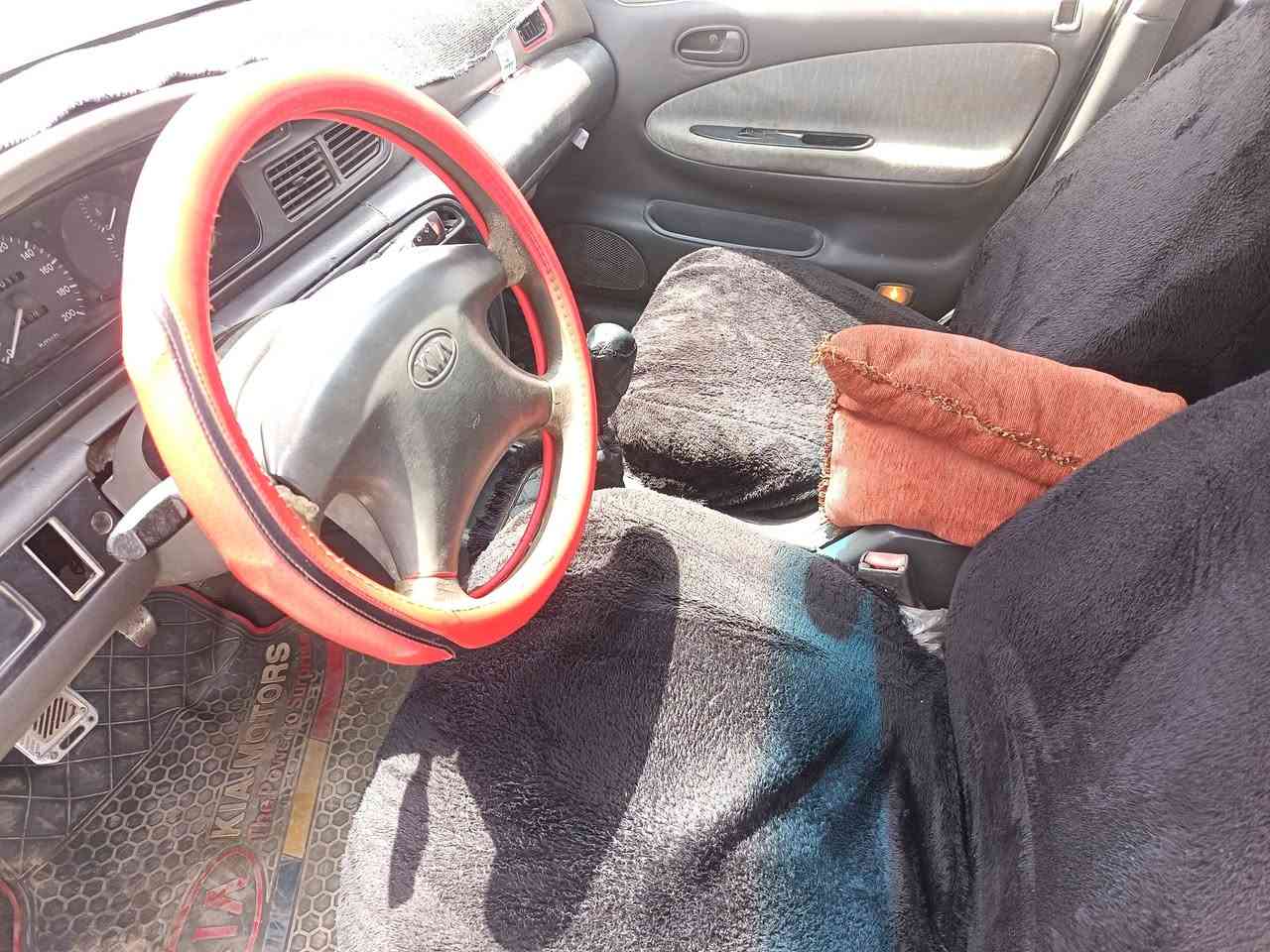سيفية ٩٥ رقم ديالى كير عادي محرك مفتوح كير ومحرك وصدر وكهربائيات السيارة جاهزة من كلشي نقص تبريد فقط السعر ٣٧ وبيهةمجال صبغ حزام السيارة نضيفة مال جناي ديالى كنعان اتصل على *********** لا خاص ولا تعليق
