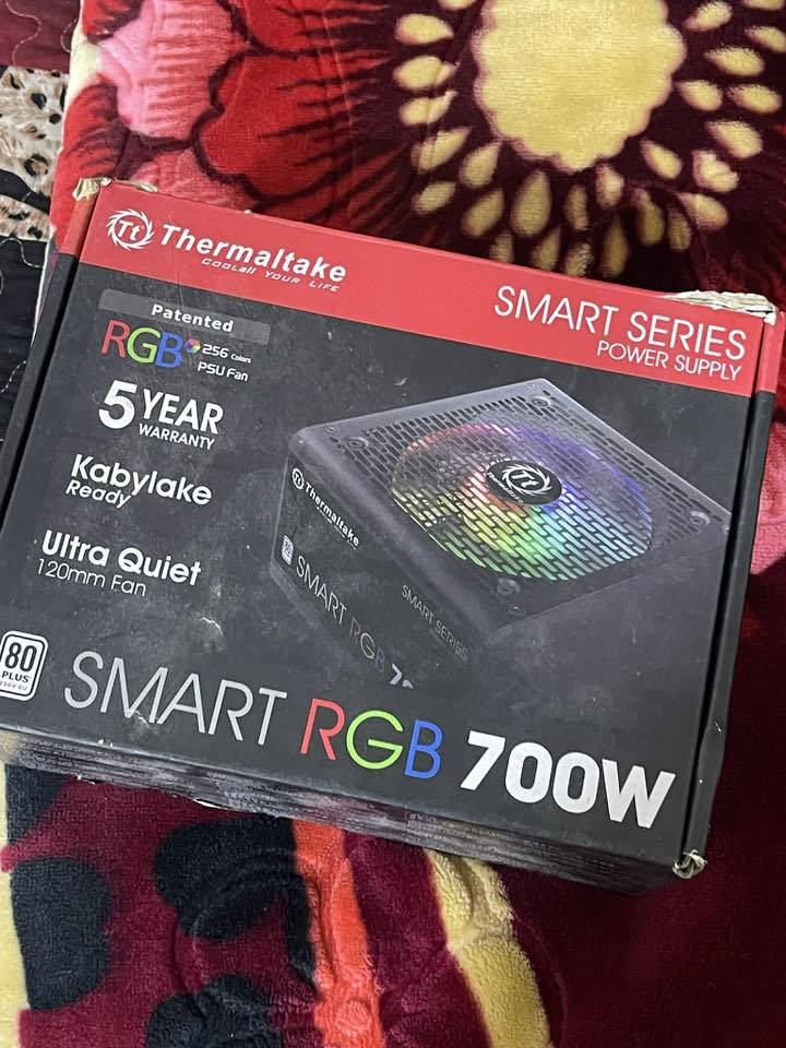 السلام عليكم PC للبيع  

المواصفات 

H110 GIGABYTE
GTX 1050 TI V RAM 4 GIGBYTE
RAM 16 8*2 2400
SSD 256
HHD 1 TB
POR 400w COLER MASER
KAS SILVER STONR
مواصفات الشاشه BLACK WOLF حجم 24 هرتزيه 144 بنل ips سرعه ستجابه 1 ملي 
سكن تدعم خاصيه HDR حقيقي 
الشاشه بعدهه جديده
JERTECH ماوس براند
E- YOOSO كيبورد
ال PC استخدام قليل جداً ونضيفه كلش 

 بالاضافه الى كرسي دوار 

المكان الناصريه سوق الشيوخ 

السعره 650 وبيها مجال 

متواجد ع واتساب ***********
