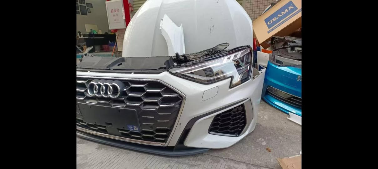 للبيع أدوات اودي موديل ٢٣ A3 اتصل *********** *********** مكان بغداد
