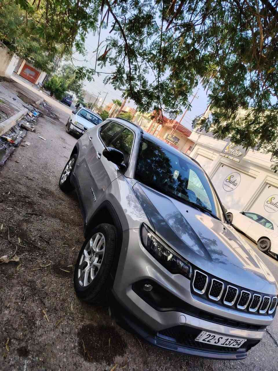 Jeep compass 2023 4*4 d
جيب كومباس 2023  |  4*4  الشكل الجديد
فول مواصفات دفع رباعي عدا الفتحة
محرك ( ٢٠٠٠ توربو)
اللون سلفر 
ويل كبير ١٩ مميز بلادي 
السيارة باسمي رقم اربيل جاهزة للتحويل
#ماشية 20 الف ميل فقط 
لايتات ليد عدسة بلادي 
بروجيكترات ليد بلادي
بصمة تشغيل 
تشغيل عن بعد (شغال)
بصمة أبواب 
صندوق شفط كهربائي + جلاق 
صندوق فتح و غلق ( من الداخل و من البصمة)
كشنات امامية تبريد + تدفئة 
ستيرن هيتر (تدفئة)
شاشة إلكترونية (عدادات گيجات الكترونية)
شاشة لمس ١٠.١ إنش
كاميرا دوارة 360
تبريد منفصل المناطق
رادارات امامية و خلفية 
اوتو بريك ( مانع التصادم ) امامي + خلفي
نقطة عمياء ( إشارة + تنبيه ) 
مرايا هيتر 
نظام تحديد السرعة التفاعلي الذكي 
بريك بصمة
أنظمة القيادة Drive Modę
نظام المحافظة على السير (تحديد خط المسار)
الضرر : 
 ضربه خفيفه بدون دواخل بس بونيت مبدل بلادي
الكهربائيات و الإلكترونيات كلهه شغالة و على وضع البلادي ١٠٠٪؜

السعر  155
***********

