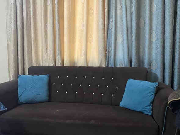 قنفات نضيفه بس كسر رجل بل قنفه الجديده سعر خاص *********** واتساب
