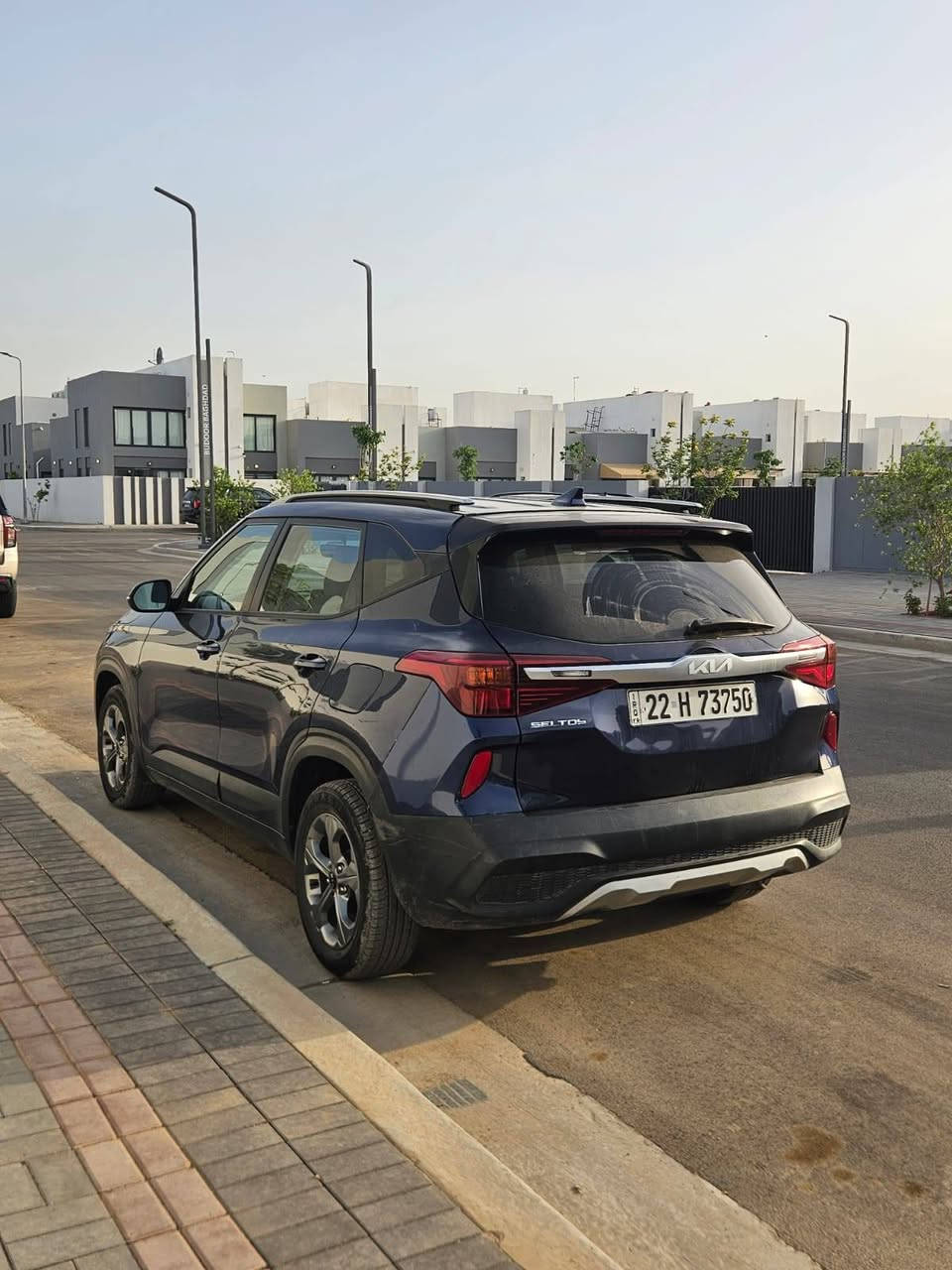 بسعر 14.500$
 KIA SELTOS LX 2021
وارد أمريكي تقرير كارفاكس موجود
رقم الشاصي مُرفق: ✅
KNDEP2AA7M7175637

محرك 4 سلندر 2.0L (المرغوب)
دفع رباعي

شاشة تدعم Apple CarPlay + Android Auto
اشاير بالمري
كاميرا خلفية
بصمة

ماشية 47.000mi 

رقم أربيل تحويل مباشر
مكان السيارة بغداد مجمع بدور السكني

السعر 14.500$ 

للإستفسار 
*********** إتصال أو واتساب
