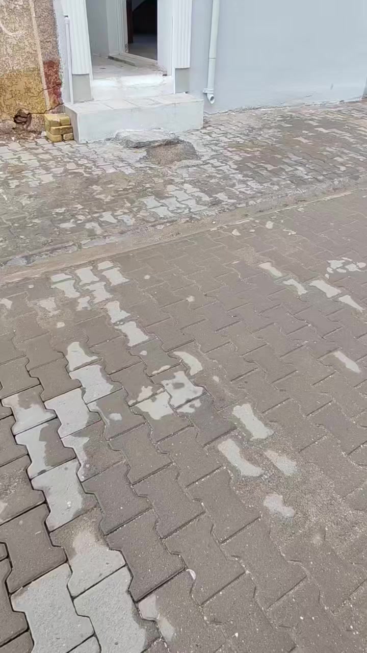 يالله سلام عليكم دار للبيع في النجف الأشرف حي الزهراء قرب المدارس شارع ٦ مفتوح من شارع ١٥
المساحة 50 متر طابقين يحتوي على استقبال صاله مطبخ وصحيات والطابق الثاني يحتوي على غرف نوم عدد 2 وصحيات بناء نظيف جدا للاستفسار الاتصال على الرقم التالي *********** او مراجعة مكتب احمد الكعبي للعقار ركن مقابل مركز صحي حي القادسيه أهلا وسهلا بكم
