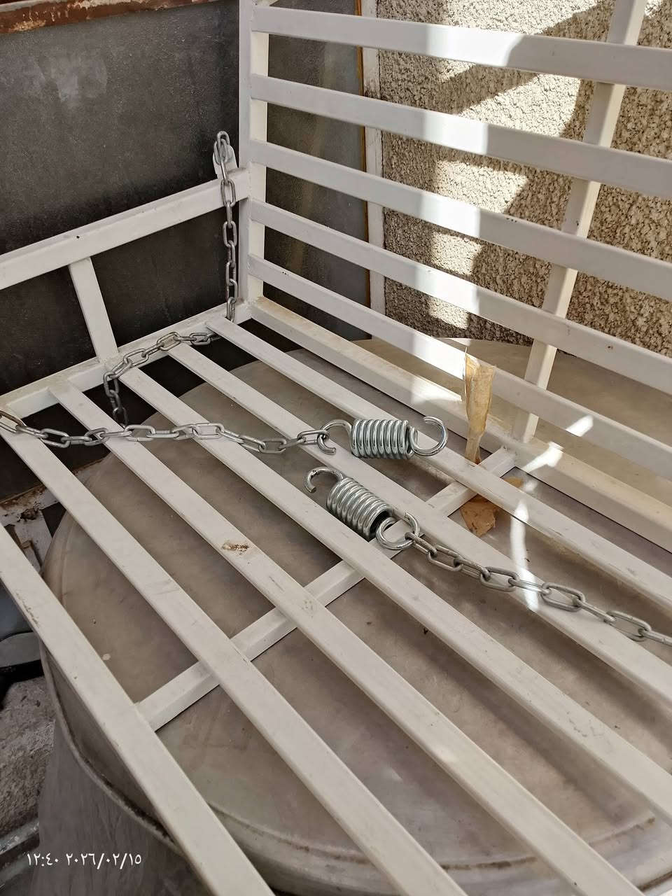 سلام عليكم مرجوحه نفرين جديده مستخدمه شهر واحد فقط حديد ثقيل شغل مرتب مكاني بغداد الري ***********
