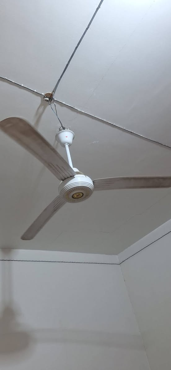 مروحه 30قفل  غراض بيت معرض 30قفل مكناسه قفل 30 
تواصل ***********
