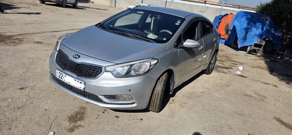 سياره سيراتو للبيع
موديل 14
سنويه 2028/بسمي
مكفول.من الصبغ
السعر/124$
صلاح الدين/سامراء
***********
