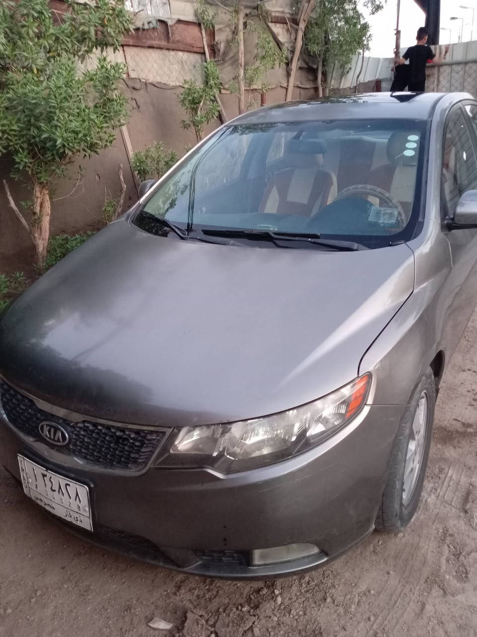 فورتي ١٢ رقم ذي قار مصبوغه حزام
محرك ينقص السعر ٧٧ وبيهه مجال
***********.
