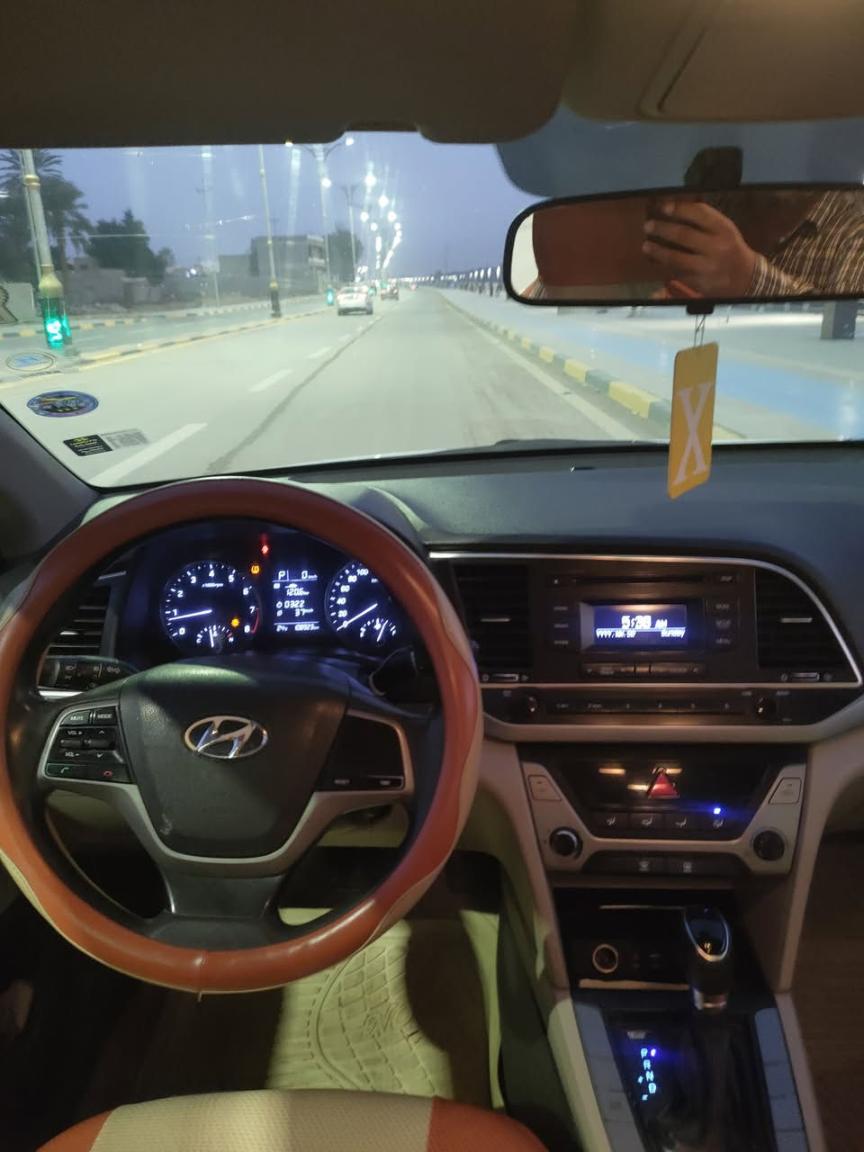 سلام عليكم الإنترا 17 خليجي كفالة عدا الدوسه بيها صبغ سيارة جديدة تخم تاير جديد صدر امامي خلفي جديد  لابارد ولا شخط سيارة احلا من الصور رقم اربيل تريد تحويل تريد وكاله محرك 600 كير محرك كفالة مكاني واسط رقم التلفون السعر 137 وبيها مجال قليل 
‏‪0780 729 9044‬‏،،،،***********
