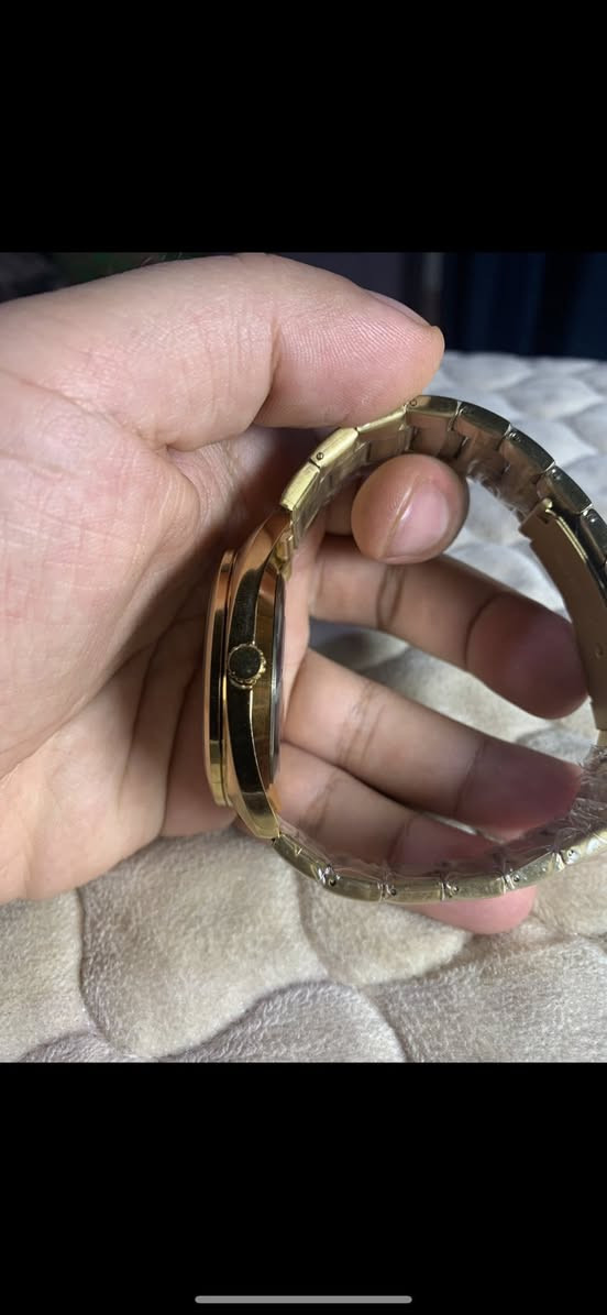 اورنيت ياباني
بالة غير مستخدم 
وزن ثقيل دبل قفل 
زجاج مقاوم للخدش 
منفذ يوم وشهر 
ضد الماء 

السعر 30 الف على اول تم


**إذا كنت صاحب هذا الإعلان وتريد حذفه لأي سبب، رجاءا أرسل رسالة إلى الدعم الفني**