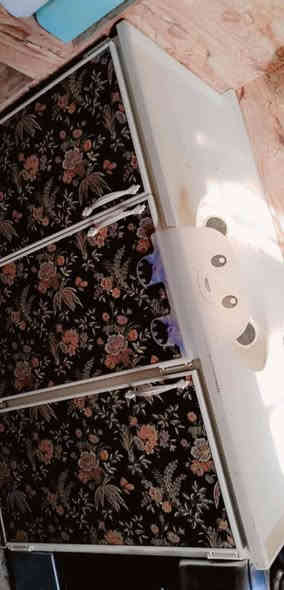 للبيع كاونتر وسنك نظيف كلش 
السعر ٣٢٥ بي مجال لشراي 
رقم الهاتف لشراي اتصل ع الرقم 
العنوان خالديه حي القدس
*********** رقم الهاتف لشراي
