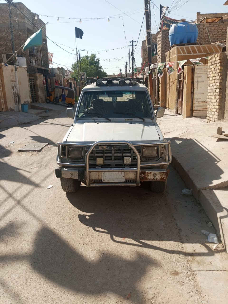 السلام عليكم للبيع كالوبر موديل 1993 محرك بطه كير اوتوماتيك جاهزه بغداد مدينة الصدر رقم ***********
السعر 32 $
