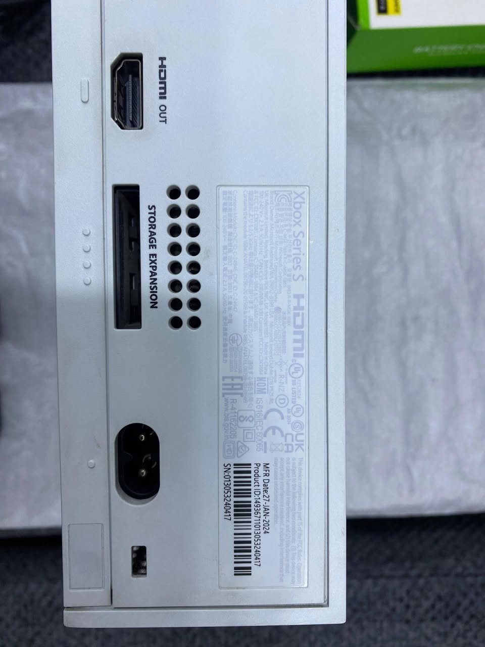 اكسبوكس سيريس اس اصدار 2024 جهاز استخدام قليل جداً جهاز اخو الجديد لا مفتوح ولا مصلح مثل ما موضح بالصور  مع جميع ملحقاته الاصلية كارتون مطابق مع الجهاز بالأضافة الى قاعدة شحن بطاريات مع ثلاث بطاريات 

السعر 345 وبي مجال قليل للتواصل خاص او  ***********
