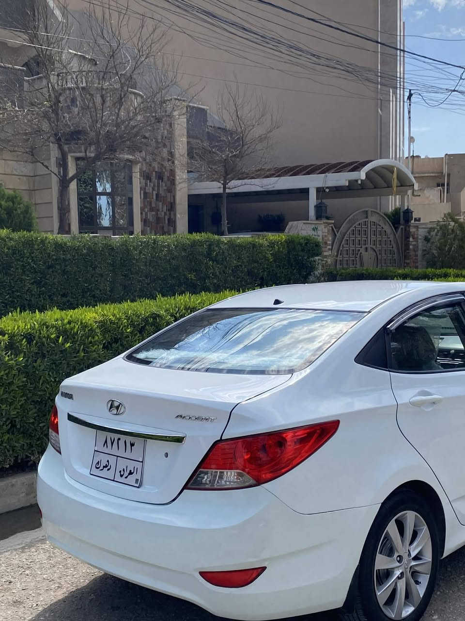 السلام عليكم...اكسنت خليجي بدون ضرر بدون صبغ موديل 2012 رقم دهوك سنويه لغايه 2027 ..حجم المحرك 16 دوش المرغوب بشرط لاصرف ولانفخ ولاراجز بالكارتون بشرط الفحص..الكير اي تي المرغوب...بشرط. تحكمات استيرن جهتين..حاكيه بلوتوث..خمسه ويل كب..طخم تايرات وباتري وكهربائيات جديده تبريد ثلج صدر جديد....السياره مااعوزه اي مصرف واحلى من الصور..السعر 109 العنوان موصل الايسر..للاتصال على الارقام..***********      ***********
