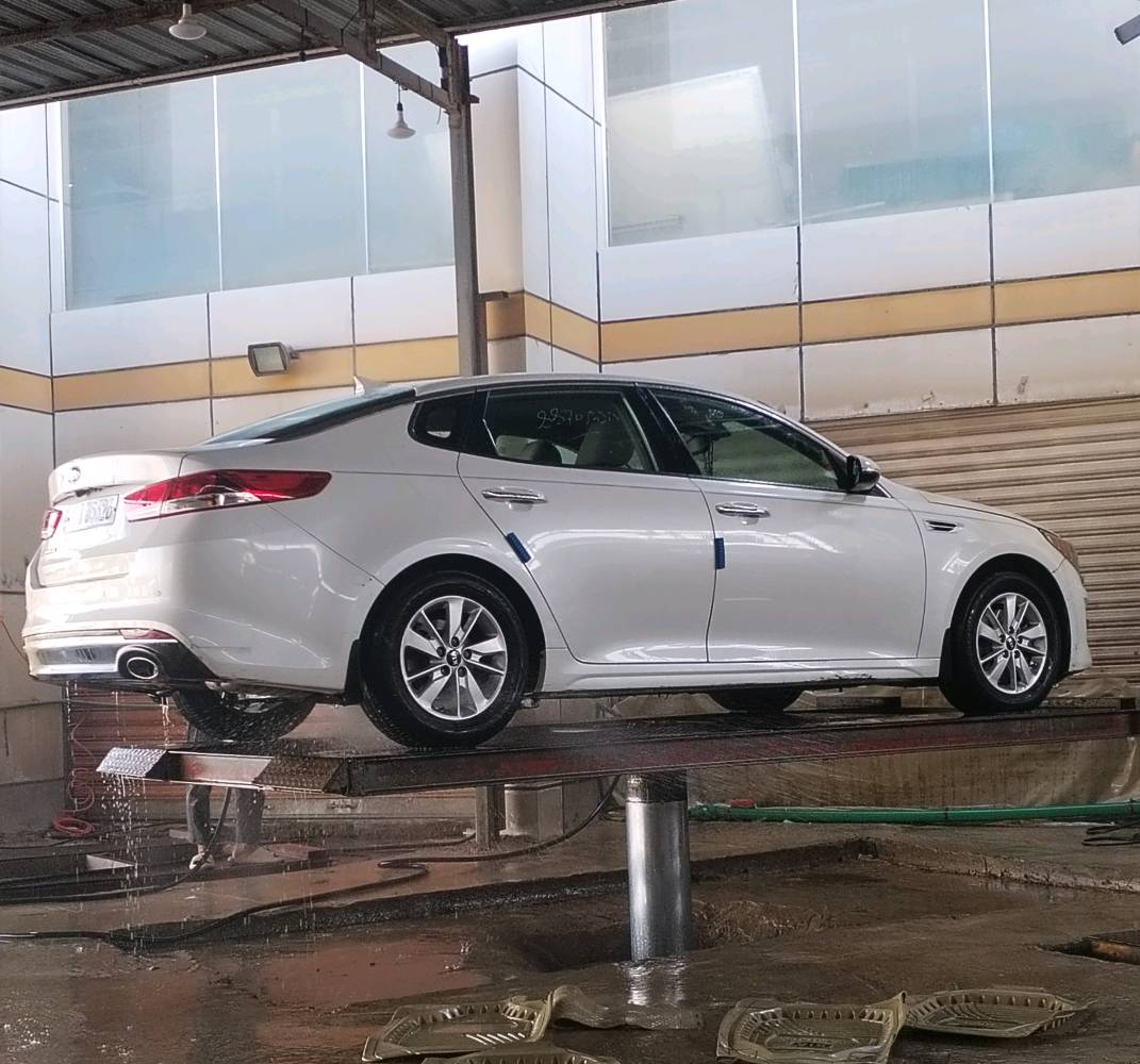 🚗 للبيع أو المراوس
كيا أوبتيما FE أمريكي 2017
 محرك 2.4 GDI  ماشيه 61 ألف فقط  مكينة وكير كفاله، مبدل بنيد فقط ،  داخلية نظيفة لونين، السيارة حره بأسمي. 
 رقم ذي قار خصوصي
💰 السعر: 130 ورقة، بيها مجال.
🔄 مراوس فقط مع سورنتو أو سنتافي موديل 2020 وأدفع فرق إذا اتفقنا
📍 الموقع: ذي قار - الناصرية.
📩 للاستفسار واتساب (***********)